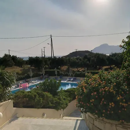 One Bedroom Apartment With Pool Plakias Exterior photo