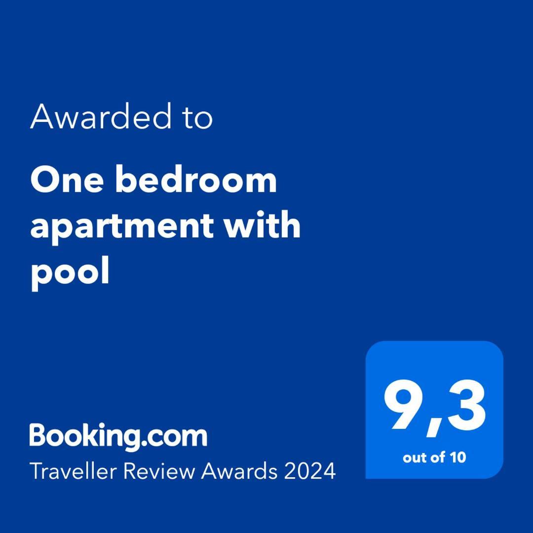 One Bedroom With Pool *