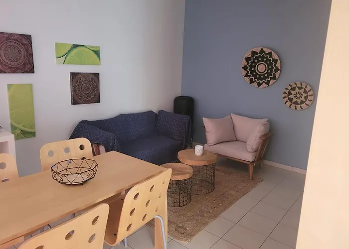 One Bedroom Apartment With Pool