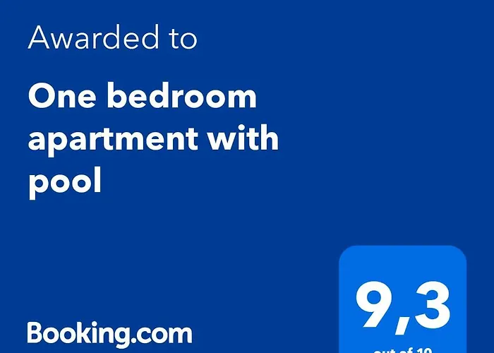 One Bedroom Apartment With Pool