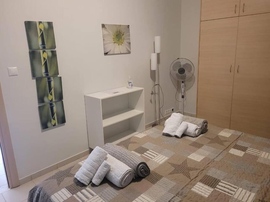 One Bedroom With Pool *